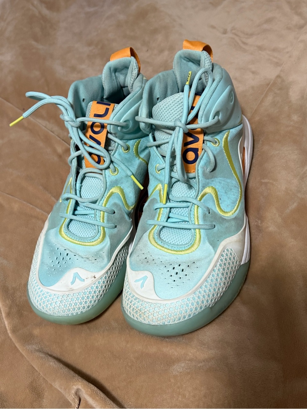 Avoli Volleyball Women’s Mint Mid Sneakers Tennis Shoes Size 12